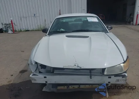 2001 Ford Mustang из США, поврежденный, VIN 1FAFP40461F256146